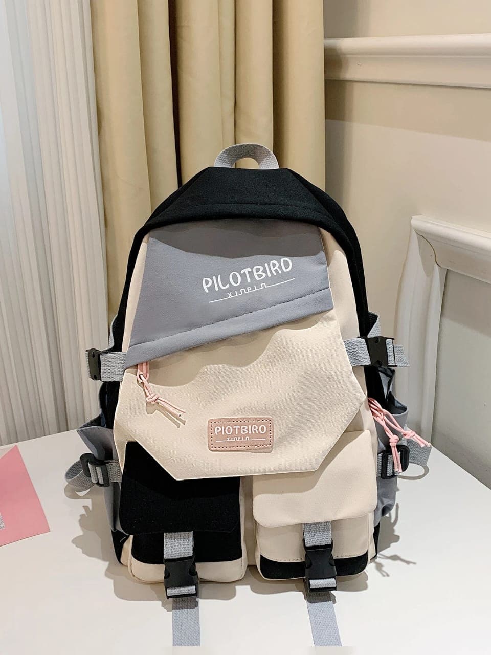 Pilotbird Multi-Pocket Backpack