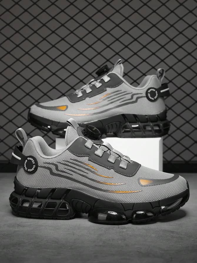 Men's Rotary Buckle Outdoor Sports Shoes